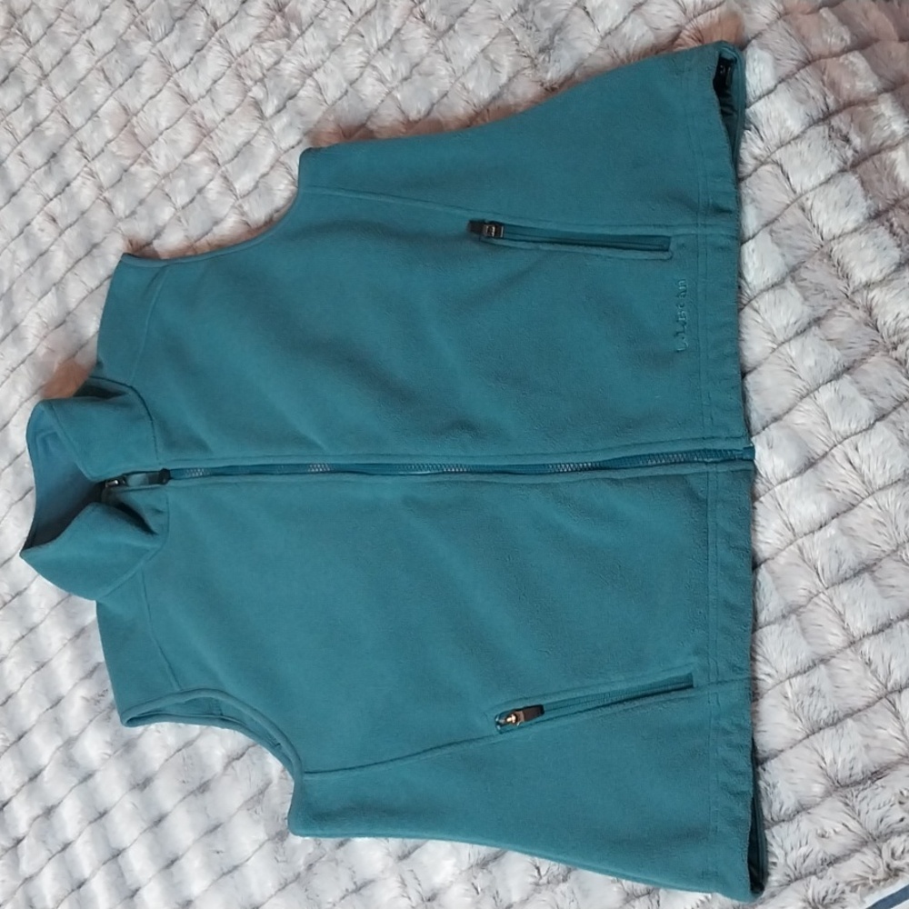 L.L. Bean Large Fleece Vest Teal.
